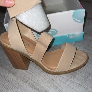 Ankle Strapped Chunky Heels- MULTIPLE SIZES!